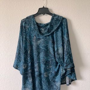 IN. STUDIO: Women’s Top